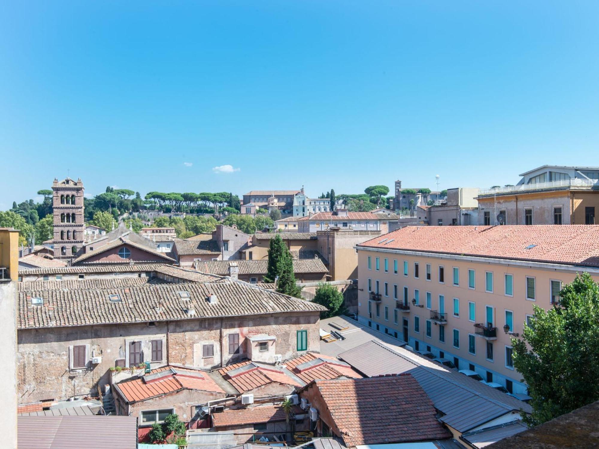 Panoramic Terrace Trestevere By Interhome * Rom